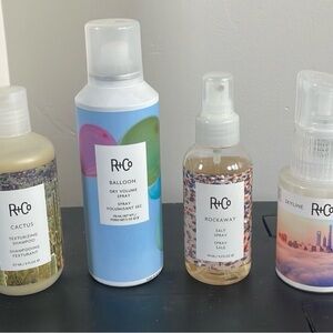 R+Co Balloon Dry Volume Spray – Blue with Pink & Green Accents